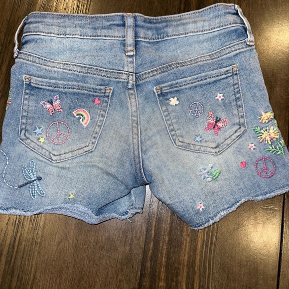 DENIM JEAN SHORTS 2 PAIRS KIDS COLORFUL FUN ADJUSTABLE WAIST - Picture 4 of 11
